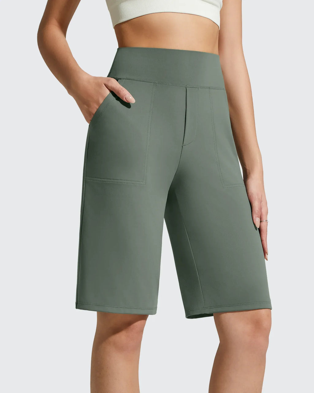 EverGoing Bermuda Pockets Knee Length Shorts 10"