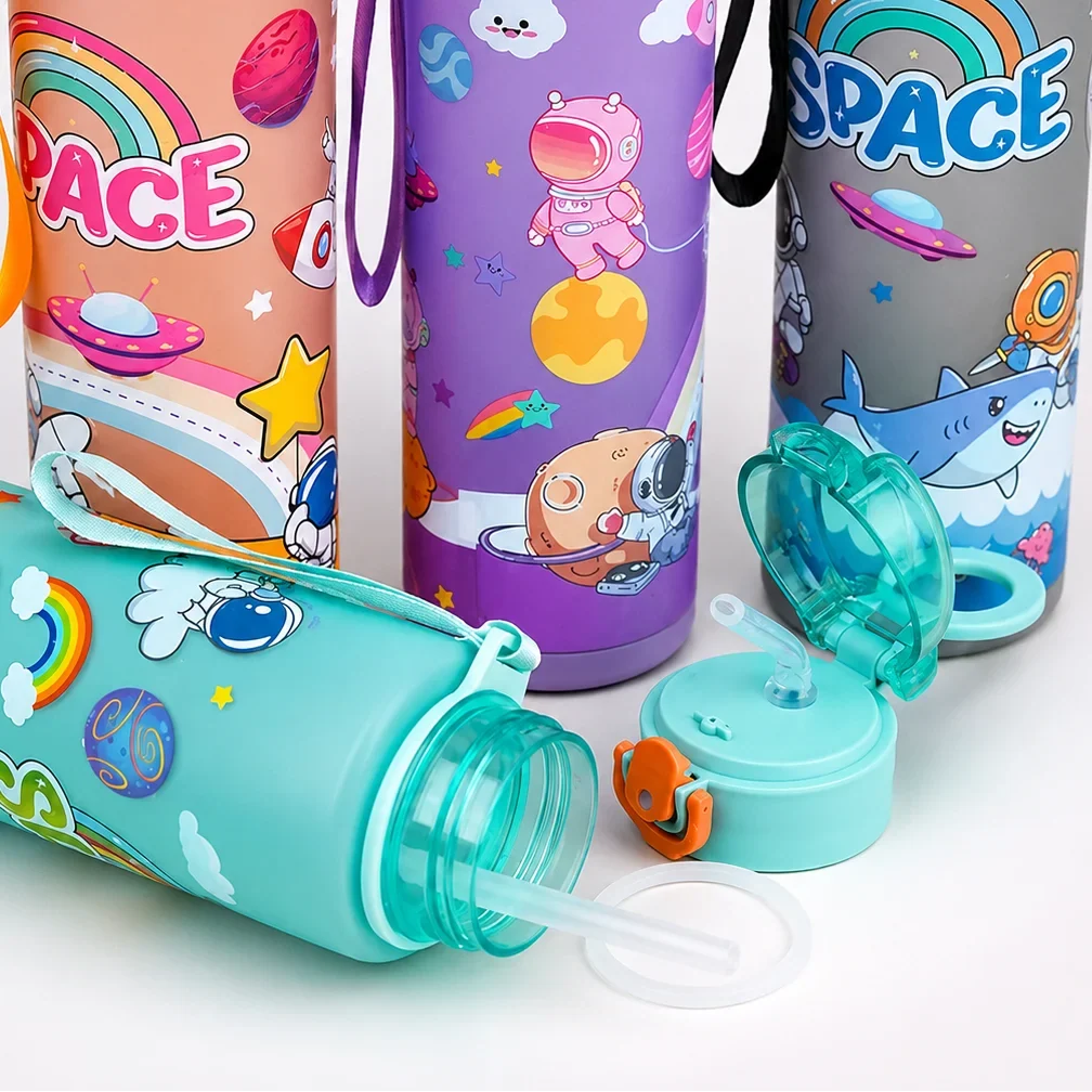 Astronaut Space Station Sipper Water Bottle