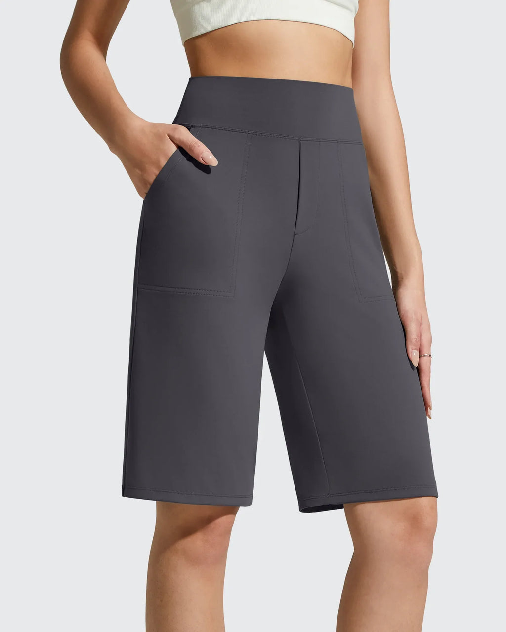 EverGoing Bermuda Pockets Knee Length Shorts 10"