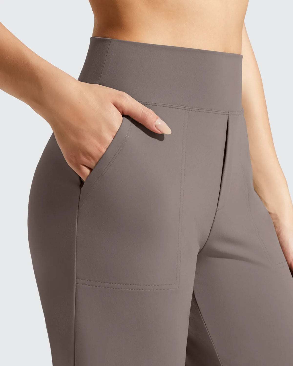 EverGoing Bermuda Pockets Knee Length Shorts 10"