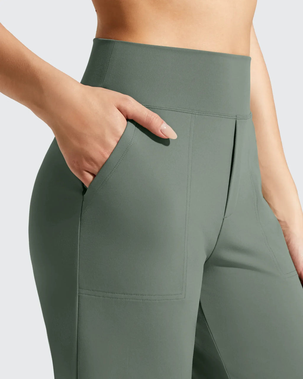 EverGoing Bermuda Pockets Knee Length Shorts 10"