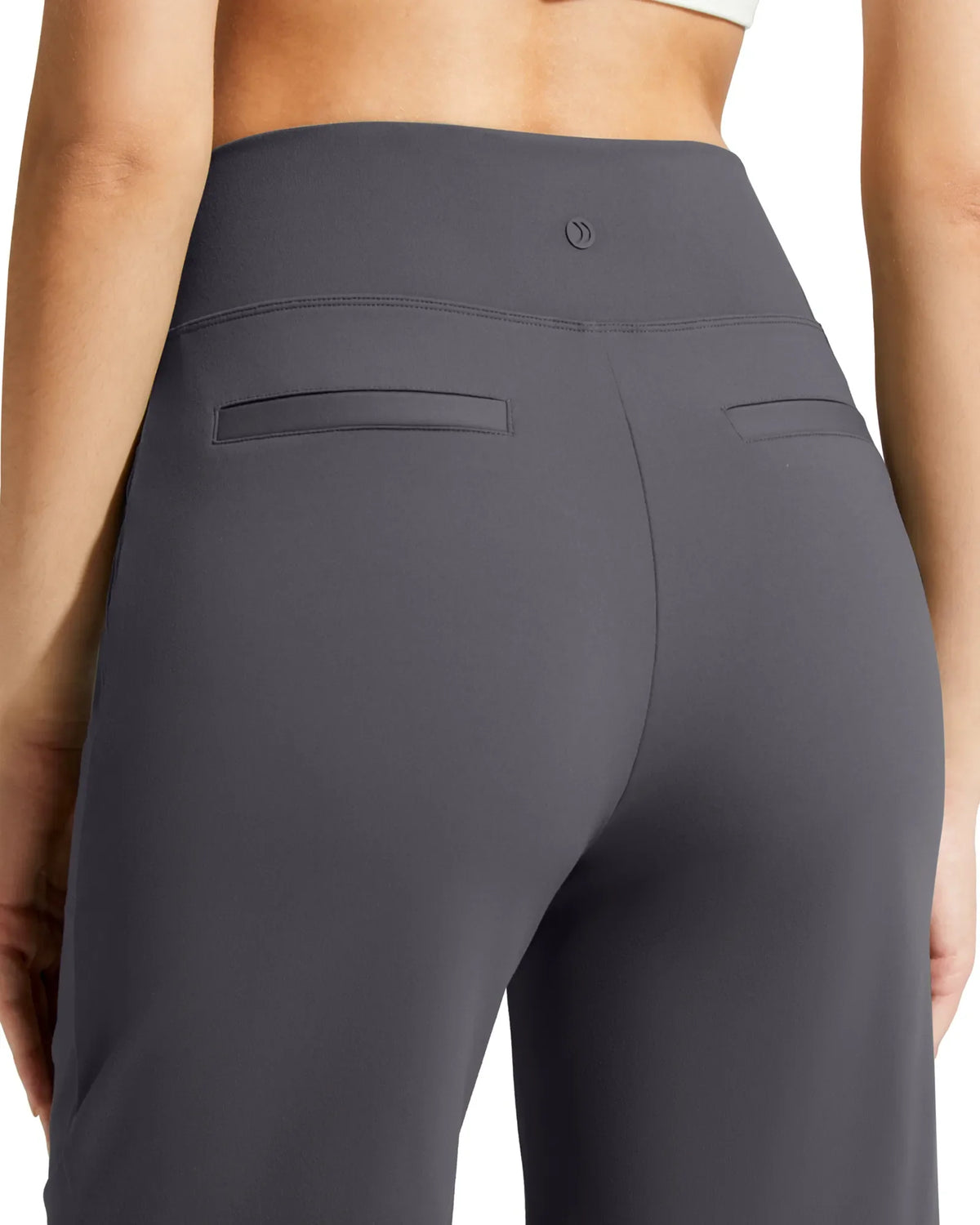 EverGoing Bermuda Pockets Knee Length Shorts 10"