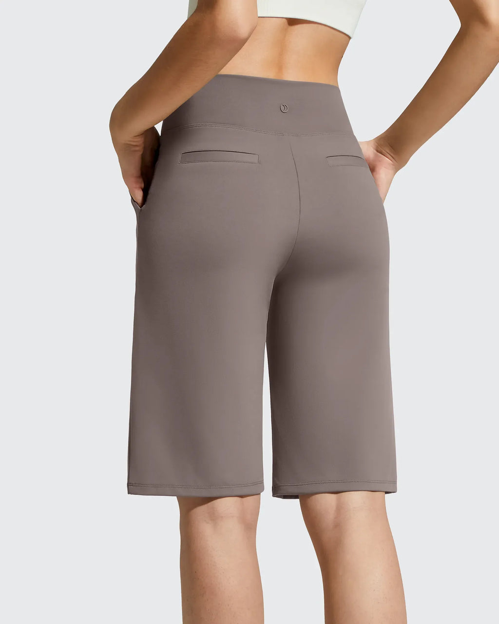 EverGoing Bermuda Pockets Knee Length Shorts 10"