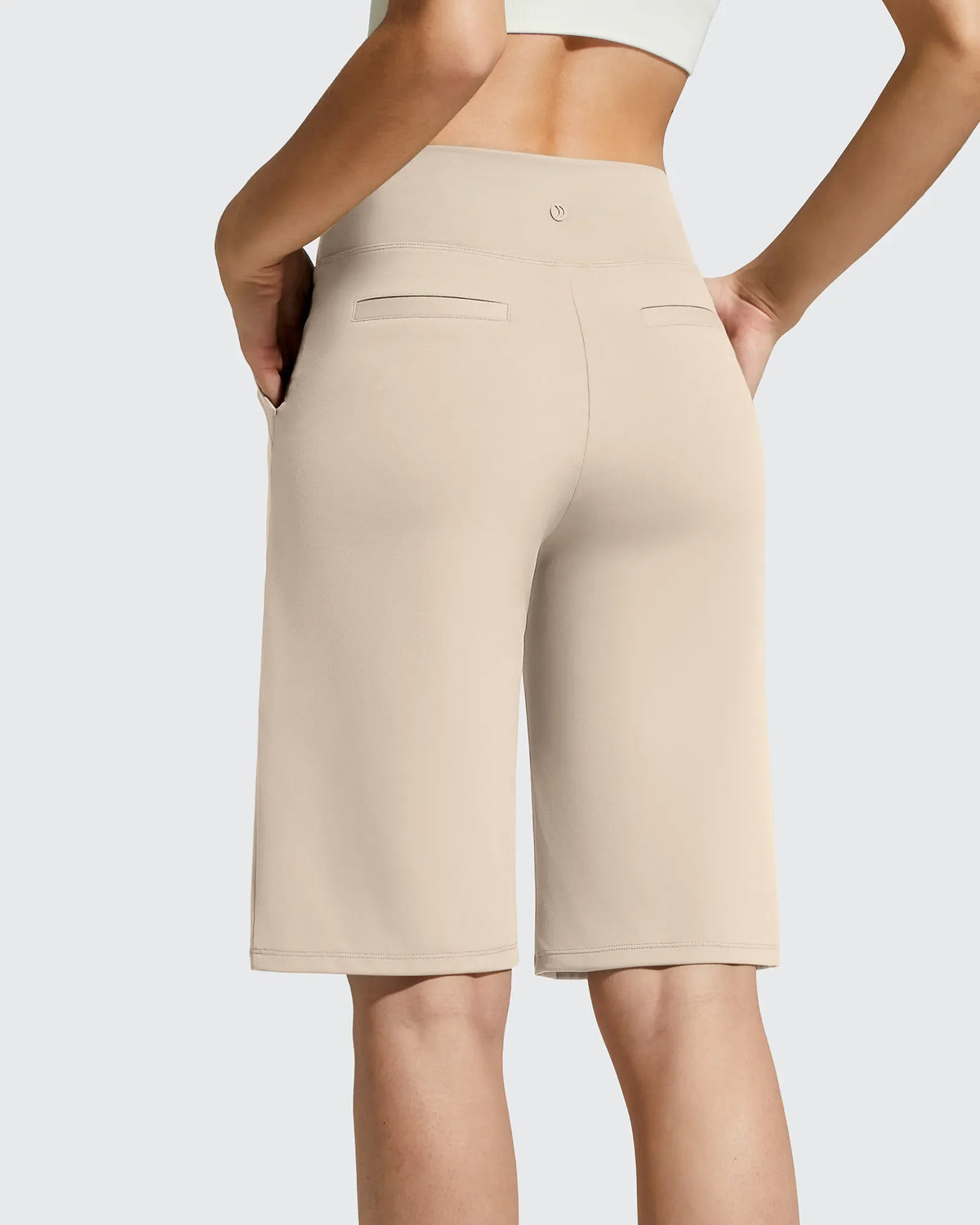 EverGoing Bermuda Pockets Knee Length Shorts 10"