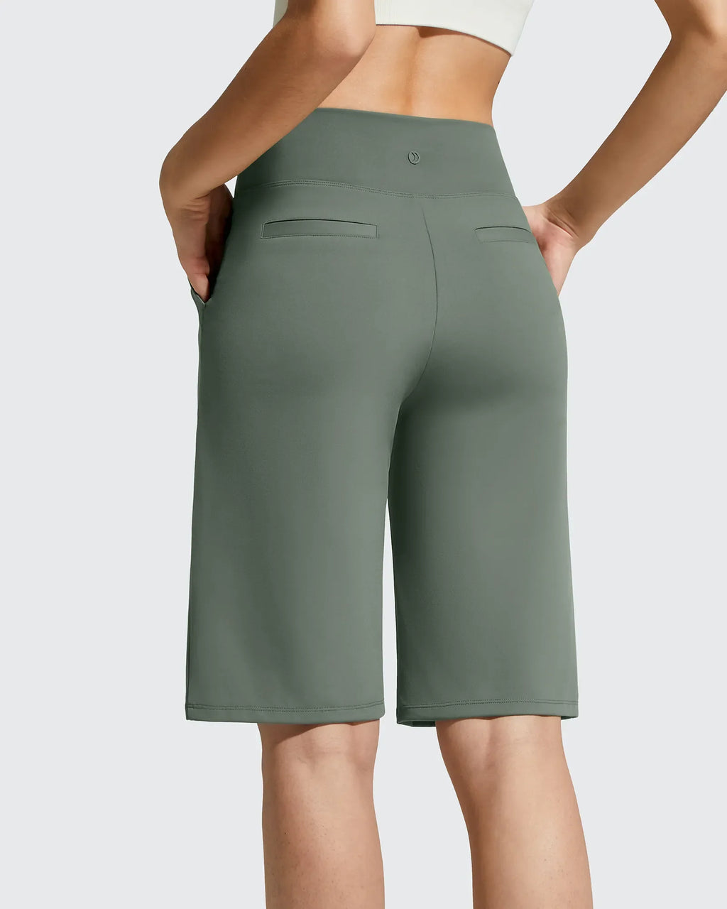 EverGoing Bermuda Pockets Knee Length Shorts 10"