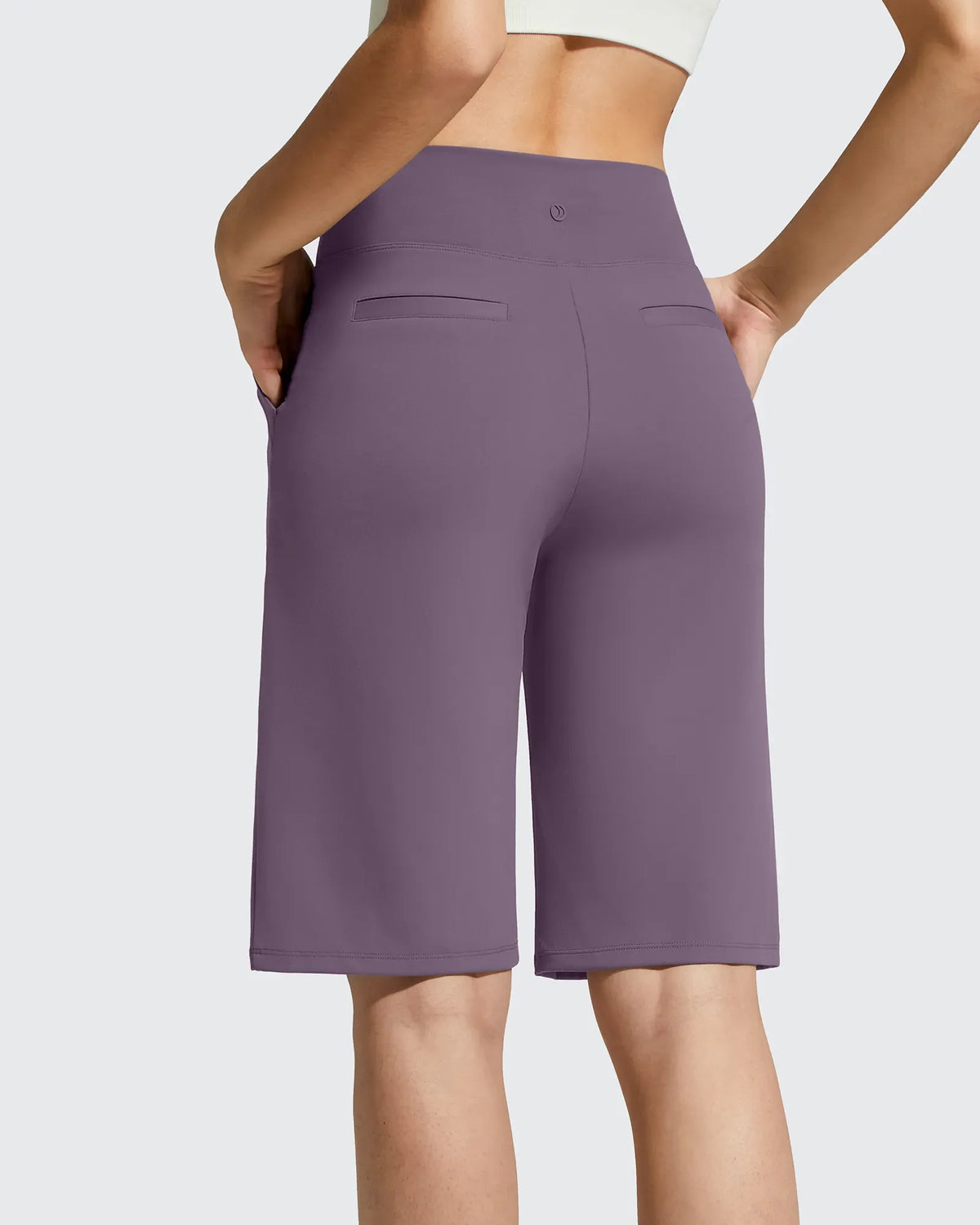 EverGoing Bermuda Pockets Knee Length Shorts 10"