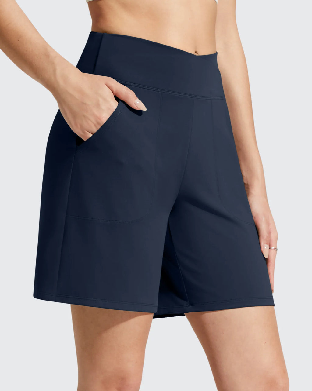 EverGoing Cross Waist Pockets Athletic Shorts 6''