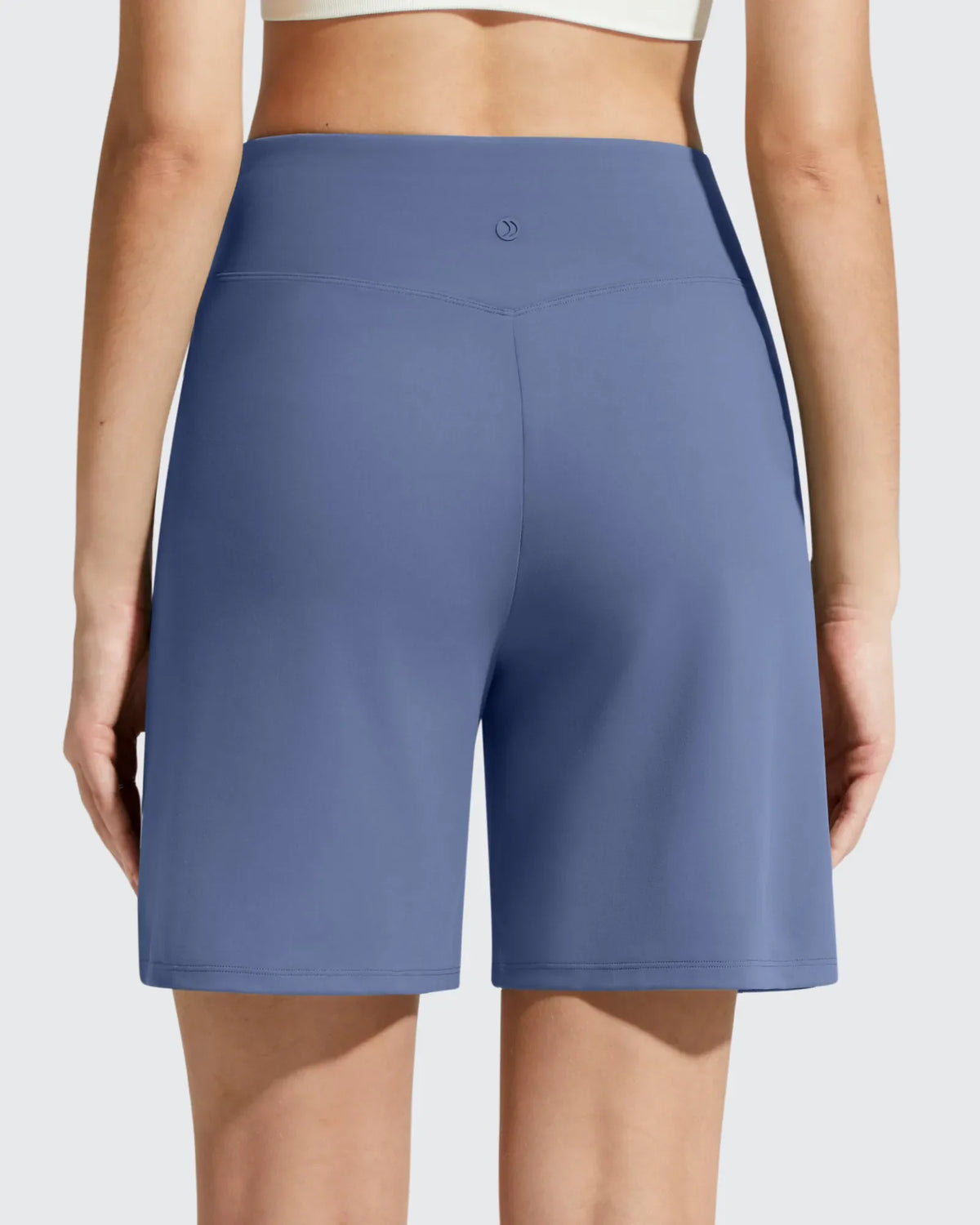 EverGoing Cross Waist Pockets Athletic Shorts 6''