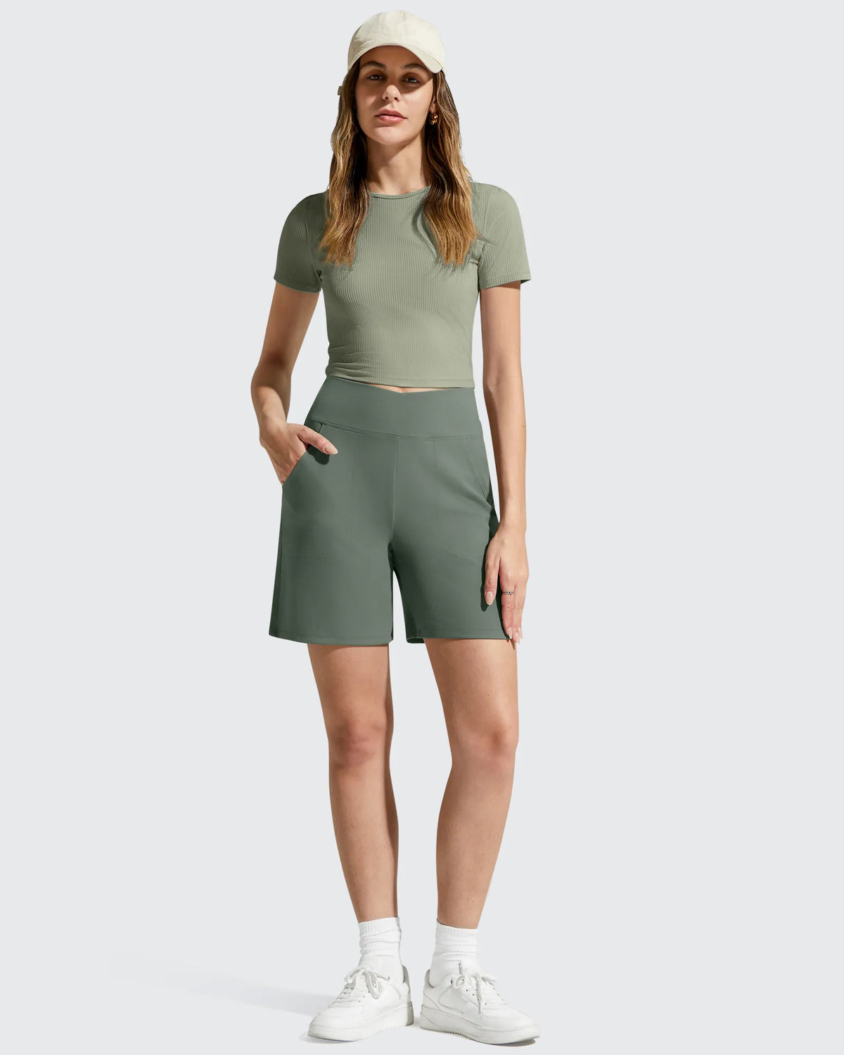 EverGoing Cross Waist Pockets Athletic Shorts 6''