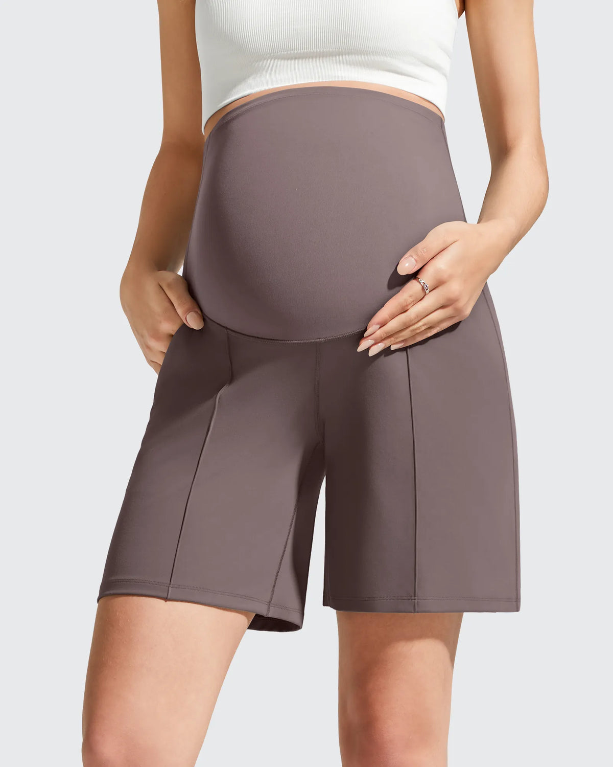 Evergoing Front Pleats Pockets Maternity Shorts