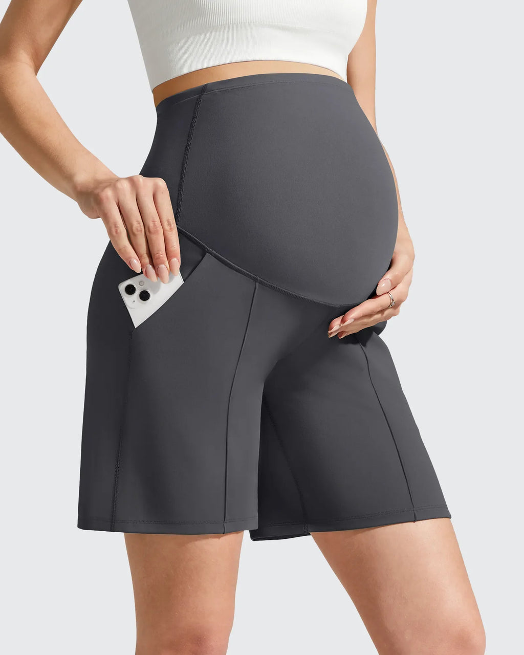 Evergoing Front Pleats Pockets Maternity Shorts