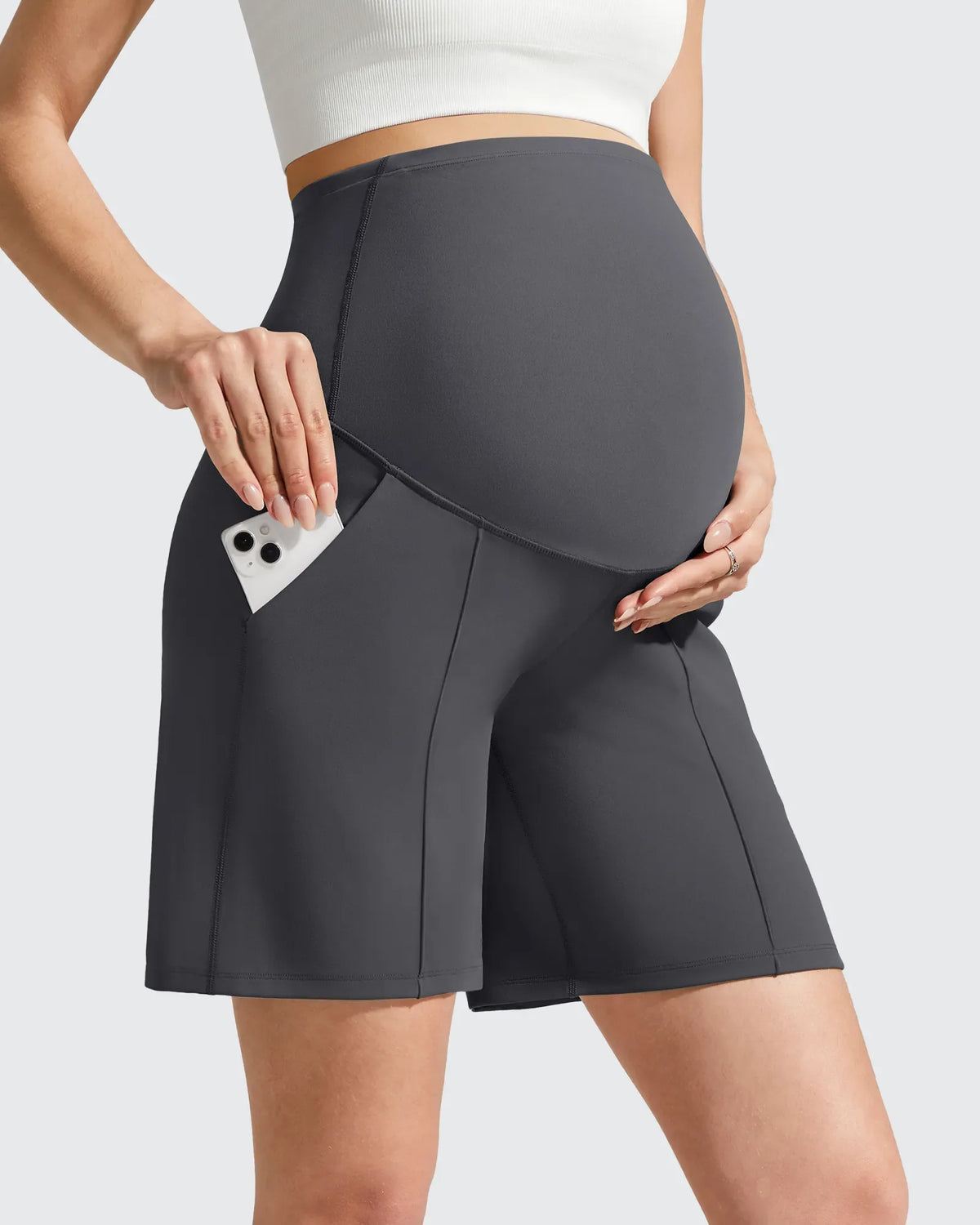 Evergoing Front Pleats Pockets Maternity Shorts