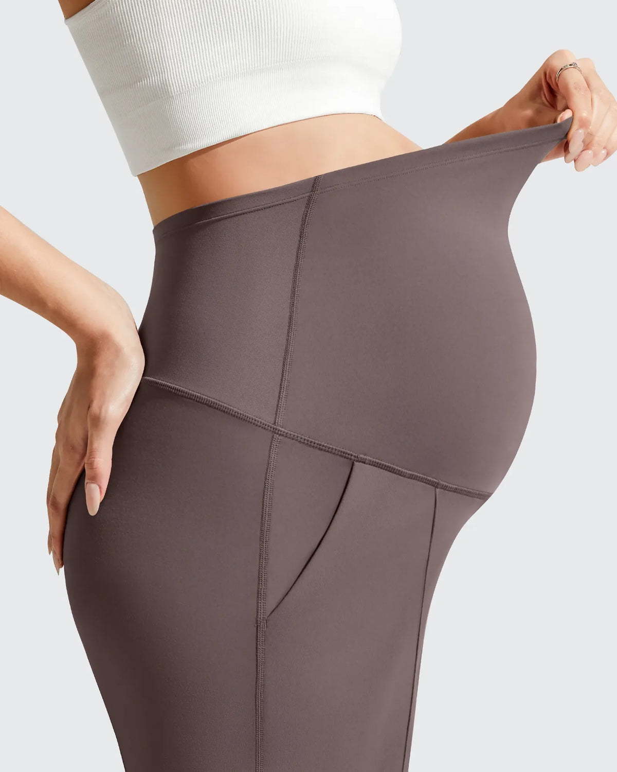 Evergoing Front Pleats Pockets Maternity Shorts
