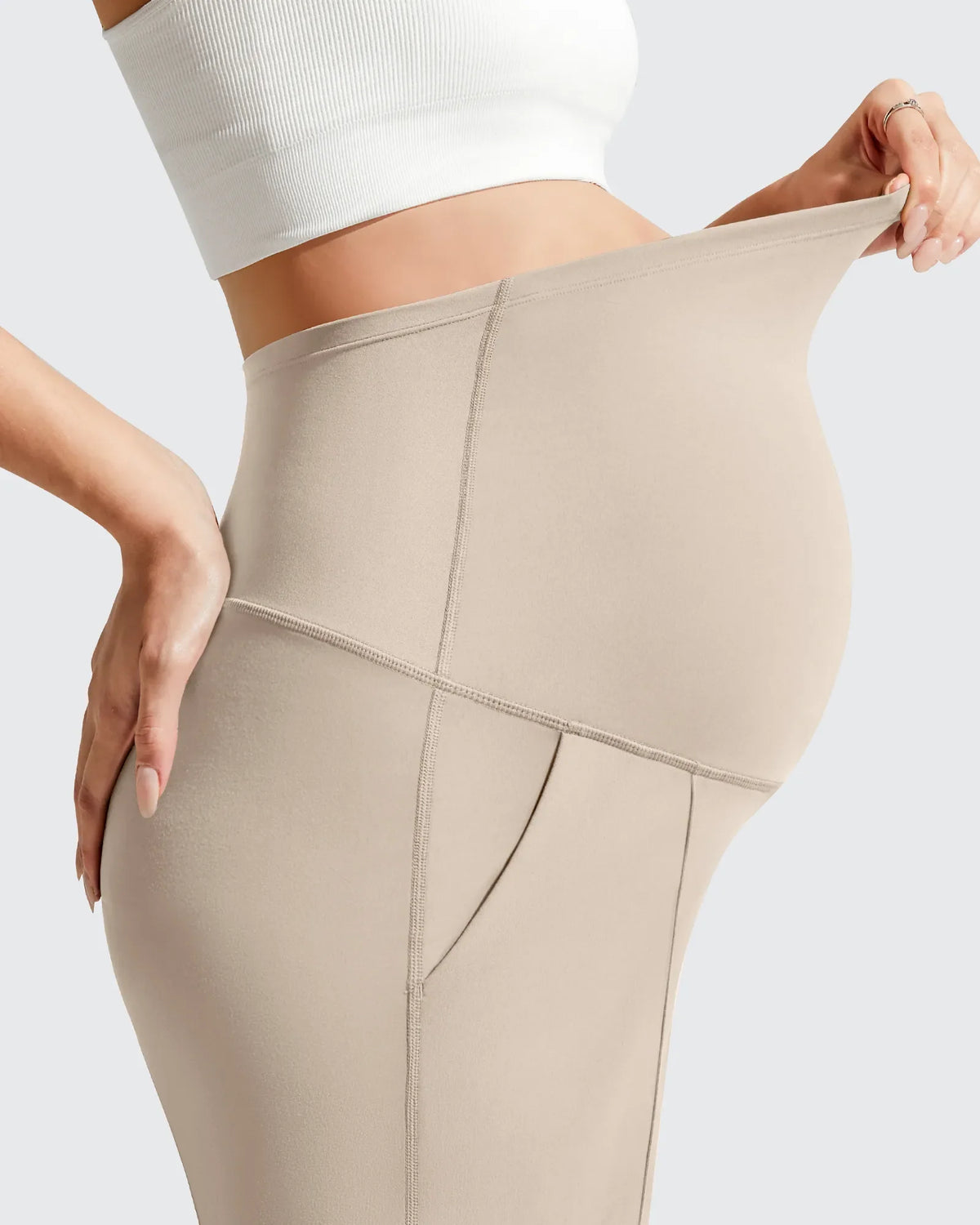 Evergoing Front Pleats Pockets Maternity Shorts