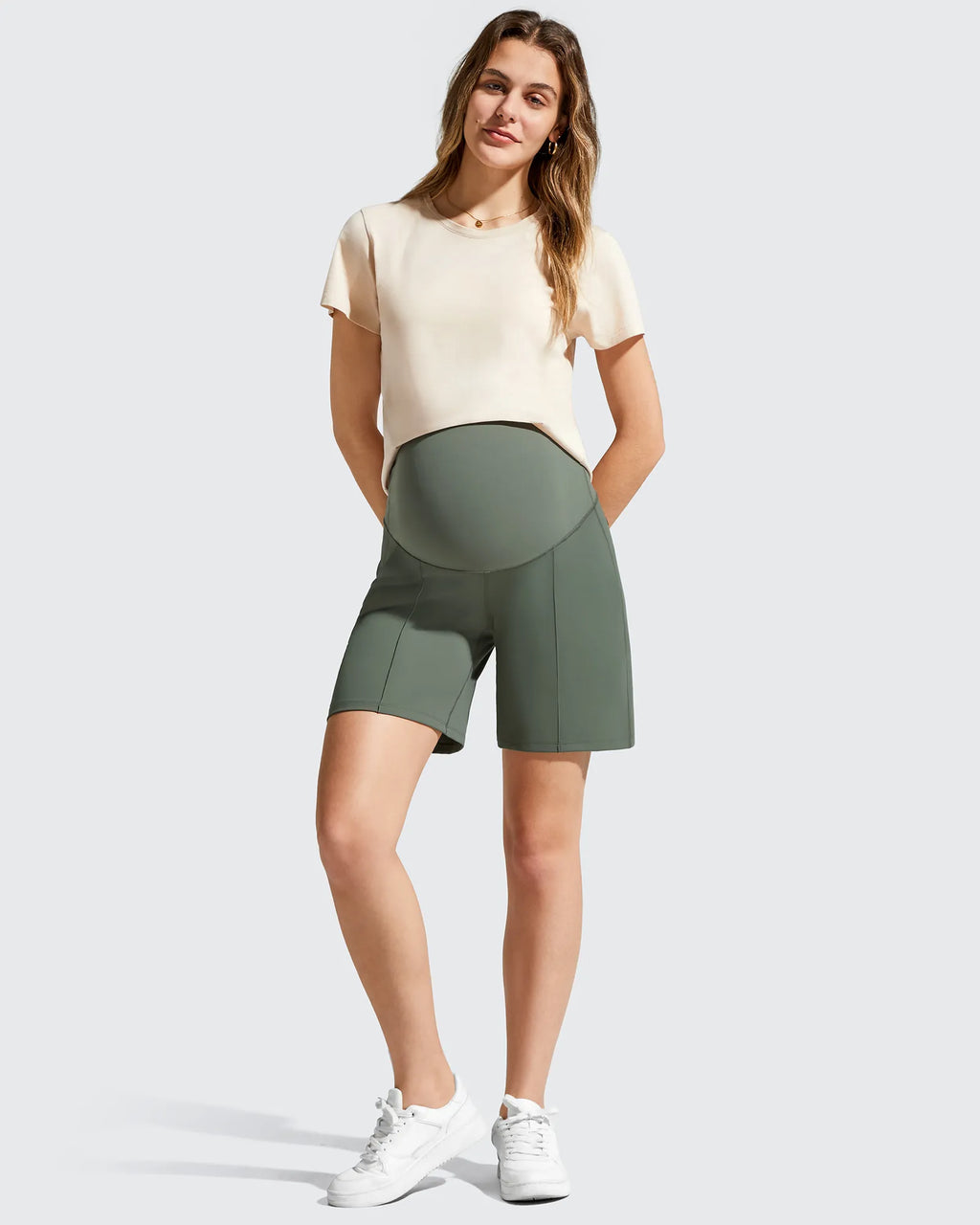 Evergoing Front Pleats Pockets Maternity Shorts