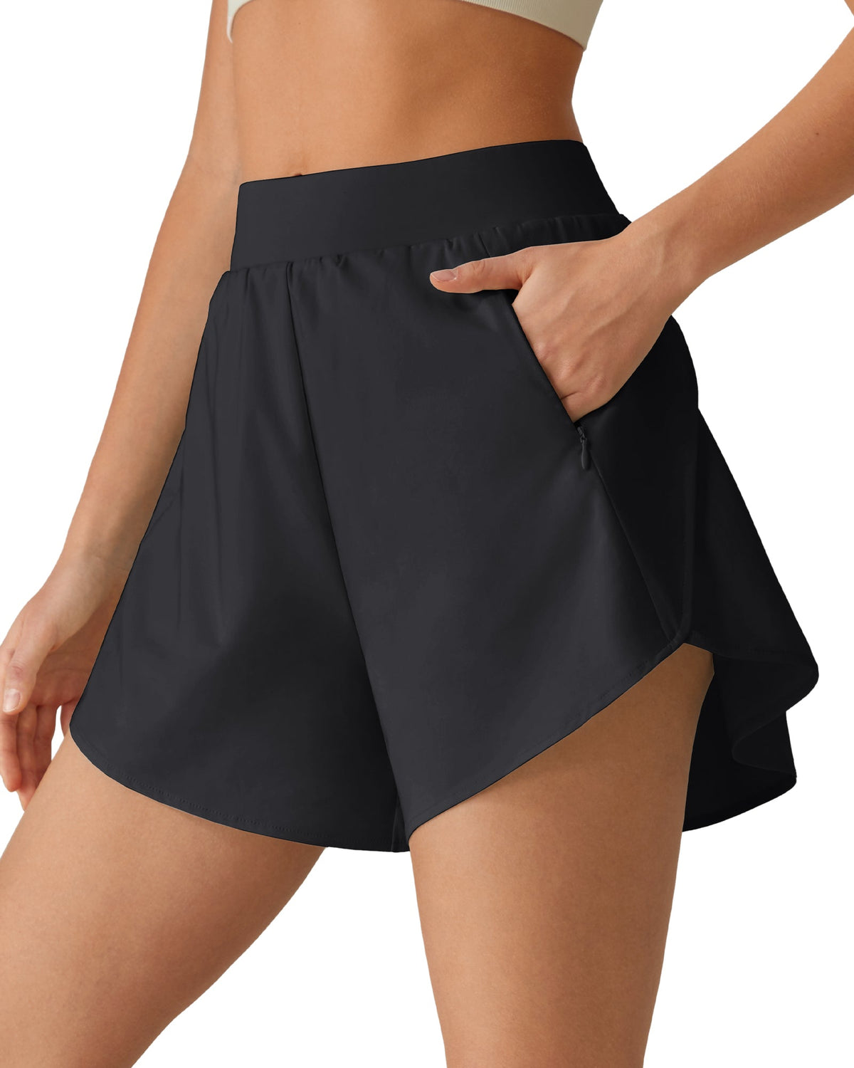 G4Free Chillwhisp 2.5" Dolphin Hem Running Shorts with Pockets