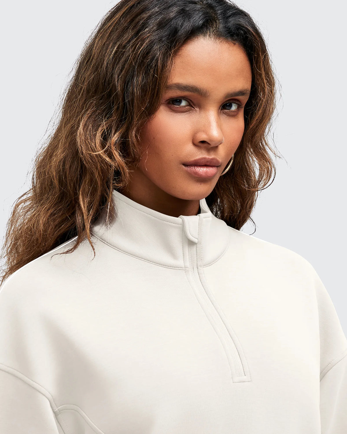 Smoofit Half-Zip White Piping Mock Neck Pullover Sweatshirts