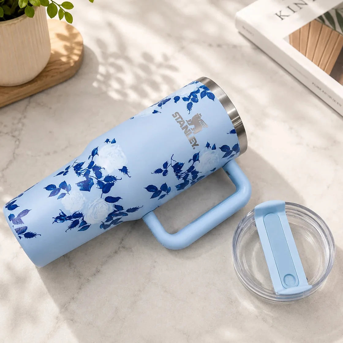 THE QUENCHER H2.0 FLOWSTATE™ TUMBLER - Blue Floral